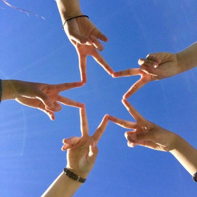 Imagem do grupo Amizades & Figuras ✨️