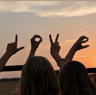 Imagem do grupo 𝓯𝓻𝓲𝓮𝓷𝓭𝓼𝓱𝓲𝓹𝓼 𝓪𝓷𝓭 𝓵𝓸𝓿𝓮𝓼 ♡