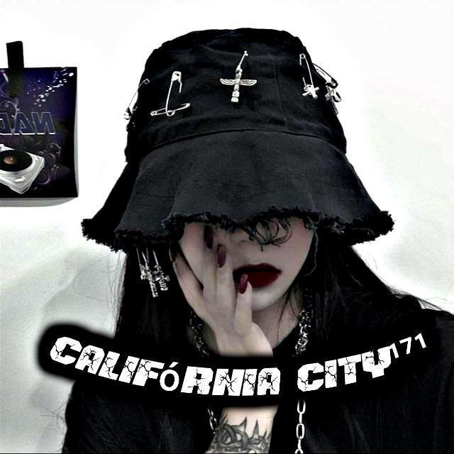 Imagem do grupo ℭ𝔞𝔩𝔦𝔣𝔬𝔯𝔫𝔦𝔞 ℭ𝔦𝔱𝔶¹⁷¹