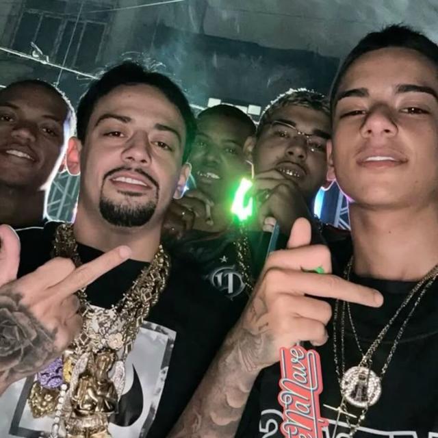 Imagem do grupo 𝙏𝙍𝙊𝙋𝘼 𝘿𝙊 𝙈𝘼𝙇